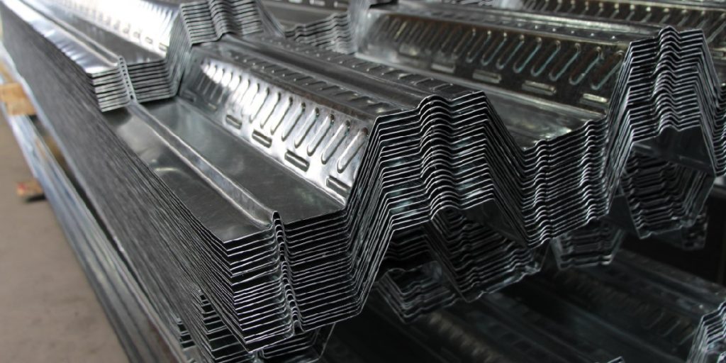 قیمت عرشه فولادی چقدر است؟ راهنمای کامل تحلیل هزینهها در بازار امروز