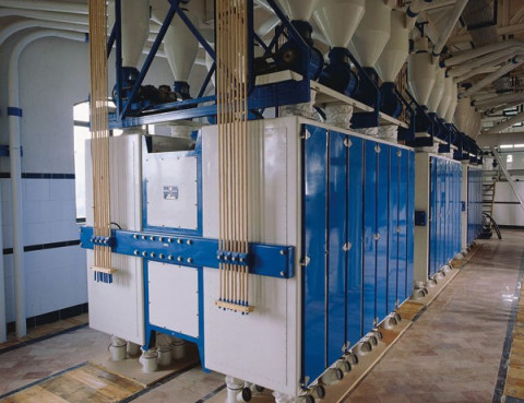 ساخت و خدمات ماشین آلات آرد