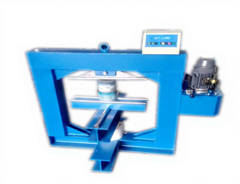 جک خمشی تیر بتنی – مجهز به نمایشگر دیجیتال دقیق و استاندارد آزمایشگاهی