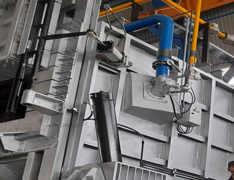 طراحی و ساخت مشعل های صنعتی کوره های ذوب 09929885825