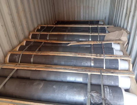 فروش فوری الکترود گرافیتی UHP 300 برند FANGDA